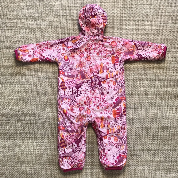 Patagonia Reversible Bunting (size 12-18m) - Picture 2 of 8